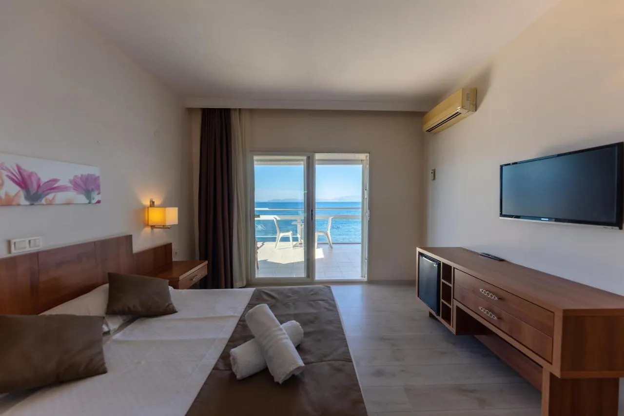 Melis Hotel Kusadası 2*,