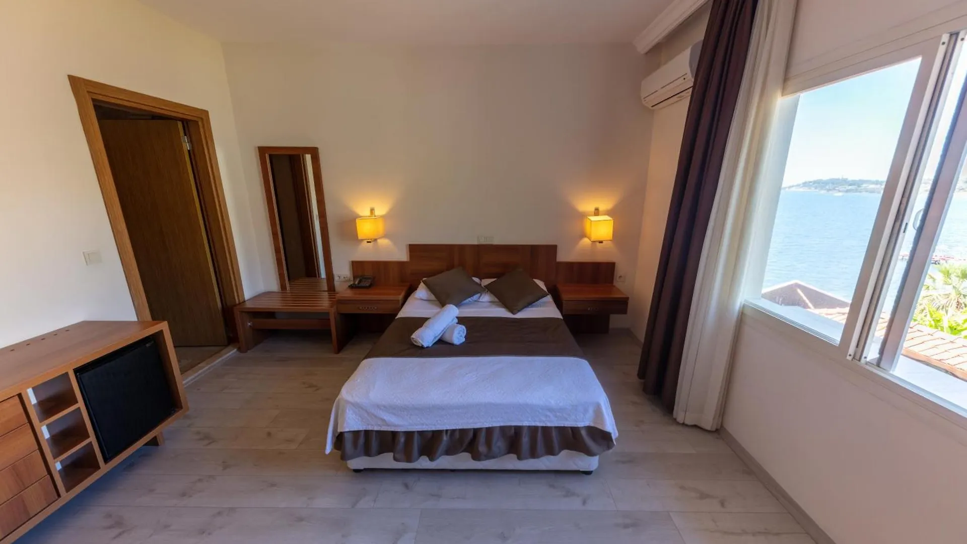 Melis Hotel Kusadasi 2*,  Turkey